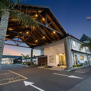 Newina Rotorua
